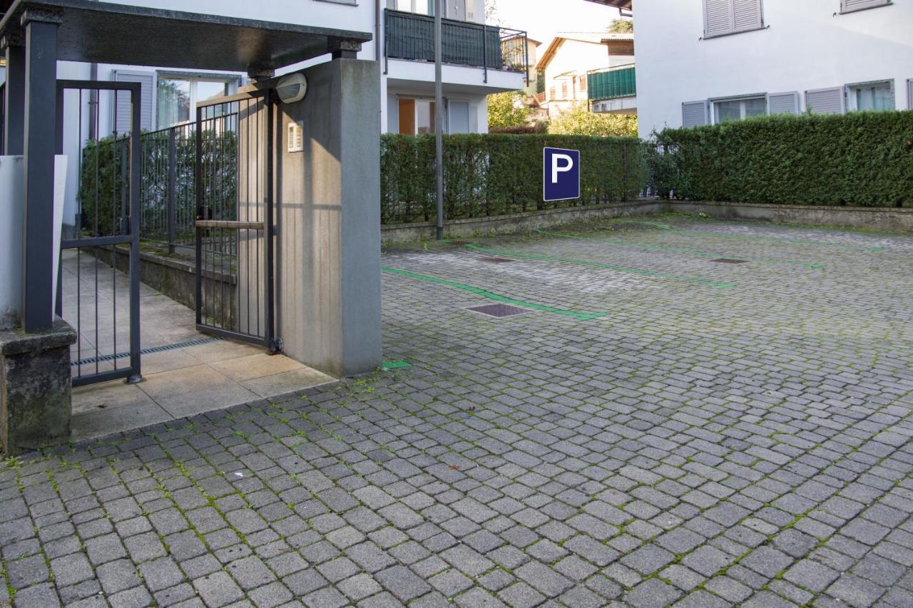 Appartamento Con Giardino E Parcheggio Privato Беладжо Екстериор снимка